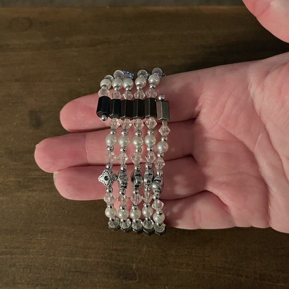 Magnetic bracelet/necklace - Picture 2 of 5